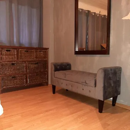 3 Bedrooms 2 Bathrooms River View *