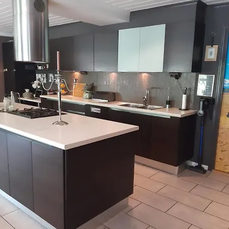 公寓 3 Bedrooms 2 Bathrooms River View
