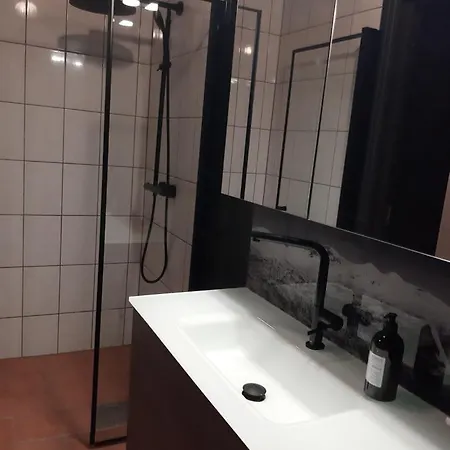 公寓 3 Bedrooms 2 Bathrooms River View *