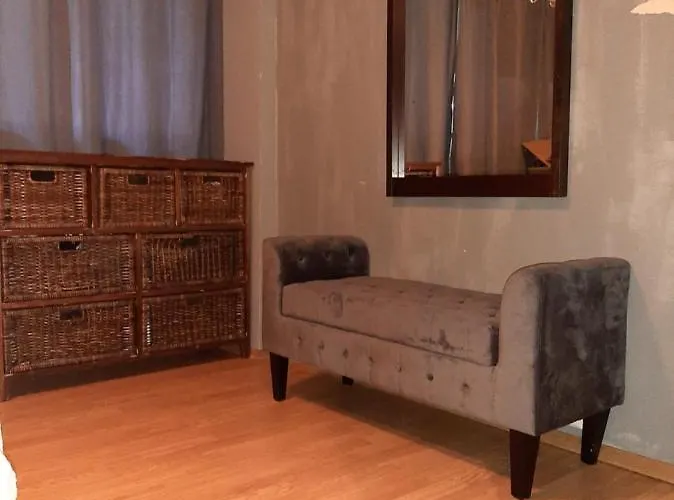 3 Bedrooms 2 Bathrooms River View *