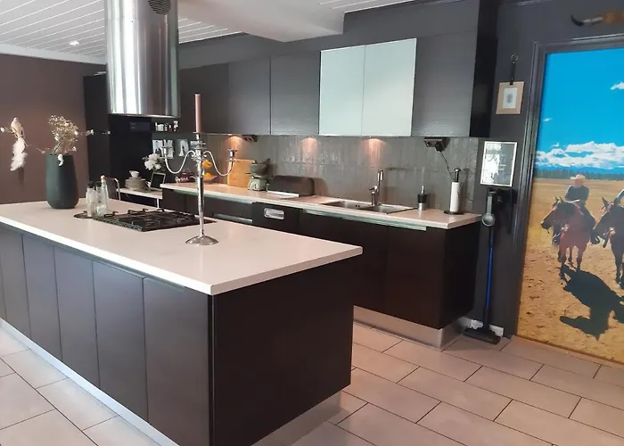 דירה 3 Bedrooms 2 Bathrooms River View